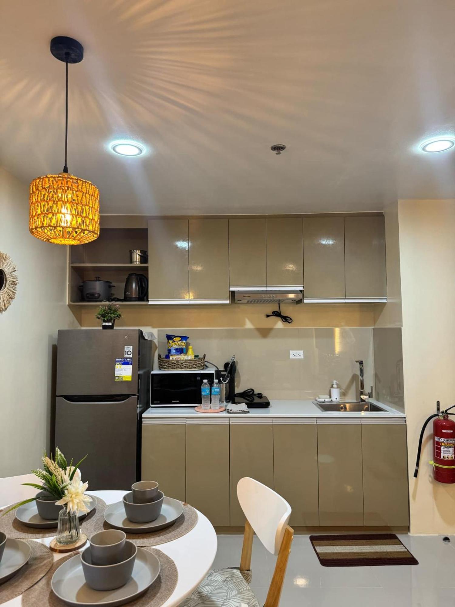 Condo 801 Bernwood Tower Iloilo City Dış mekan fotoğraf